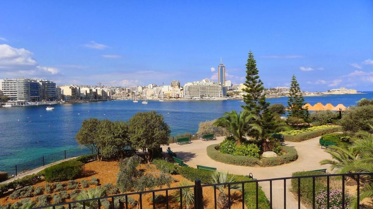 Deluxe Apartment With Valletta And Harbour Views Sliema Exterior foto